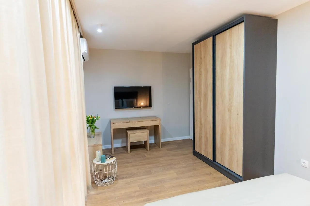 Burgas Beach Resort 2 Apartments 0*,